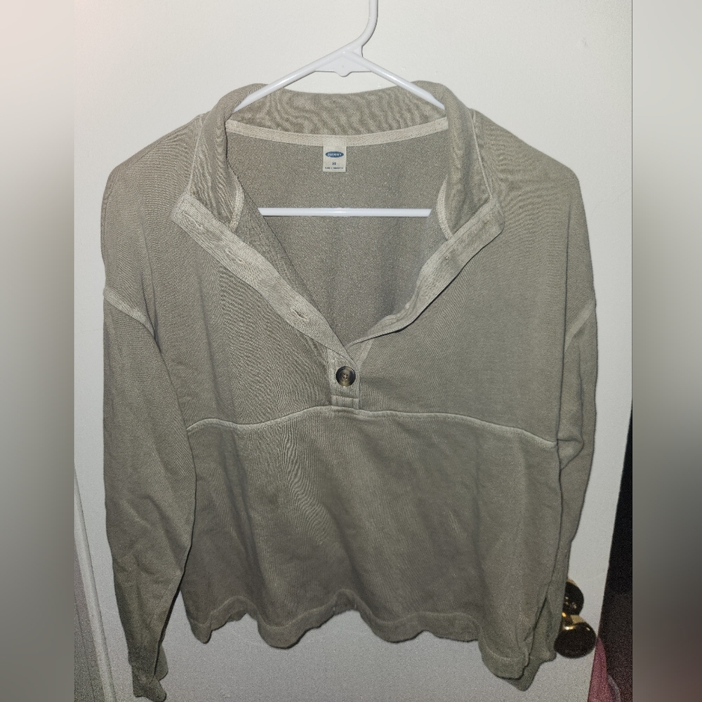 Old Navy Gray Long Sleeve Polo Button Down